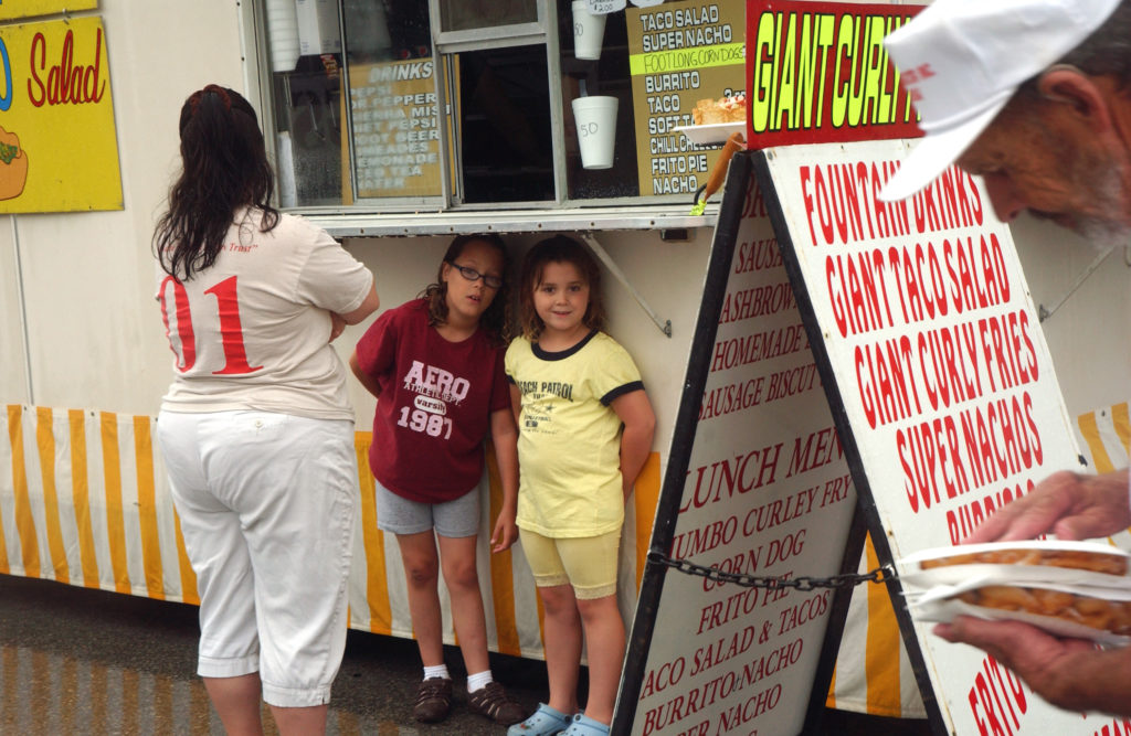 Tonganoxie days Rainfall dampens barbecue contest, other activities News, Sports, Jobs